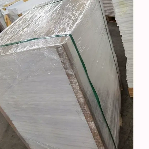 80gsm 90gsm 100gsm C2S 光面/哑面铜版纸 PE涂层双面胶印相框纸 再生材料
