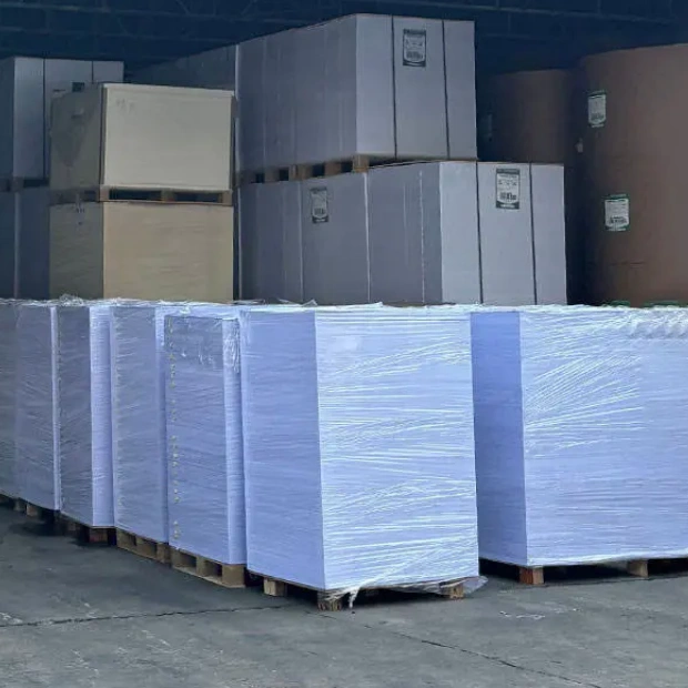 280gsm 310gsm 双面光面涂层防粘防撕防偷窥高抗折叠蓝芯纸，用于游戏卡牌